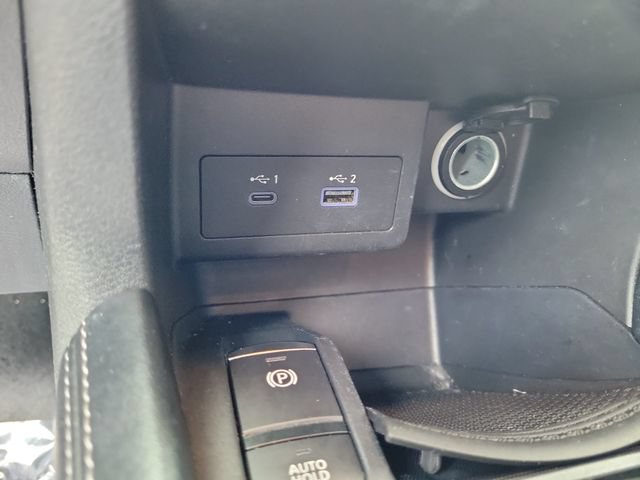 Used 2021 Nissan Kicks SV FWD image 31