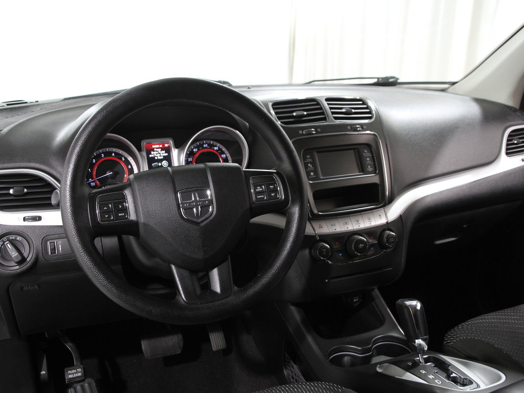 Used 2019 Dodge Journey SE w/ Blacktop Package image 6