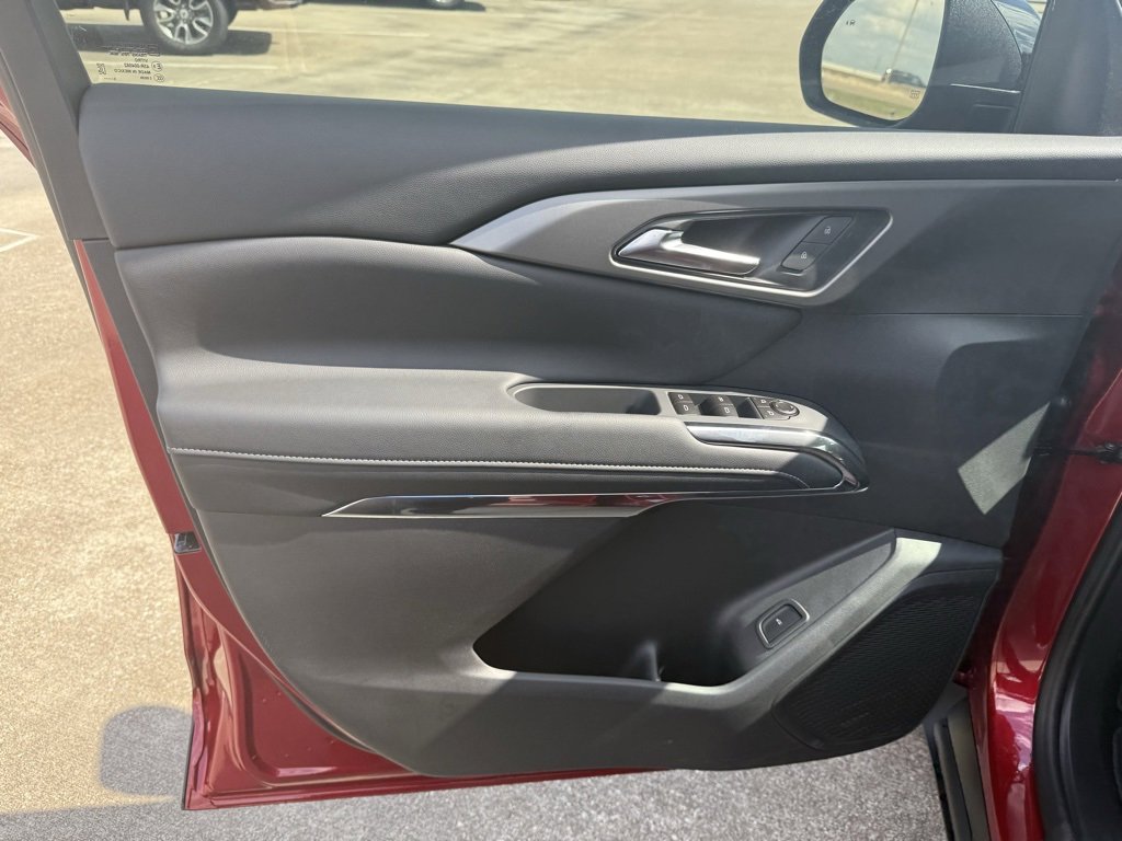 New 2026 Chevrolet Traverse LT image 19