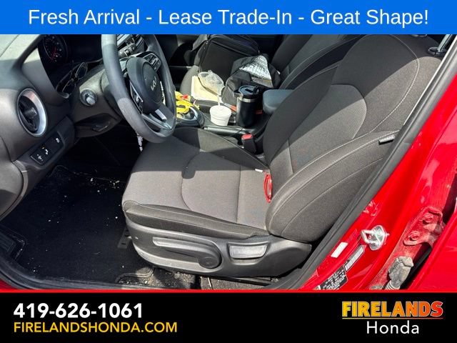 Used 2023 Kia Forte LXS w/ LXS Technology Package FWD image 16