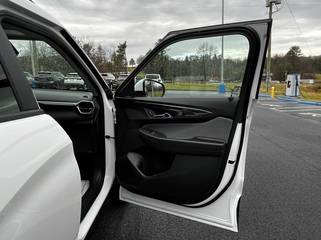 New 2026 Chevrolet TrailBlazer LT w/ Convenience Package image 20