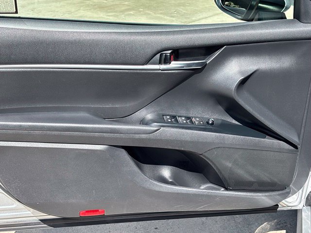 Used 2020 Toyota Camry LE w/ Carpet Mat Package FWD image 12