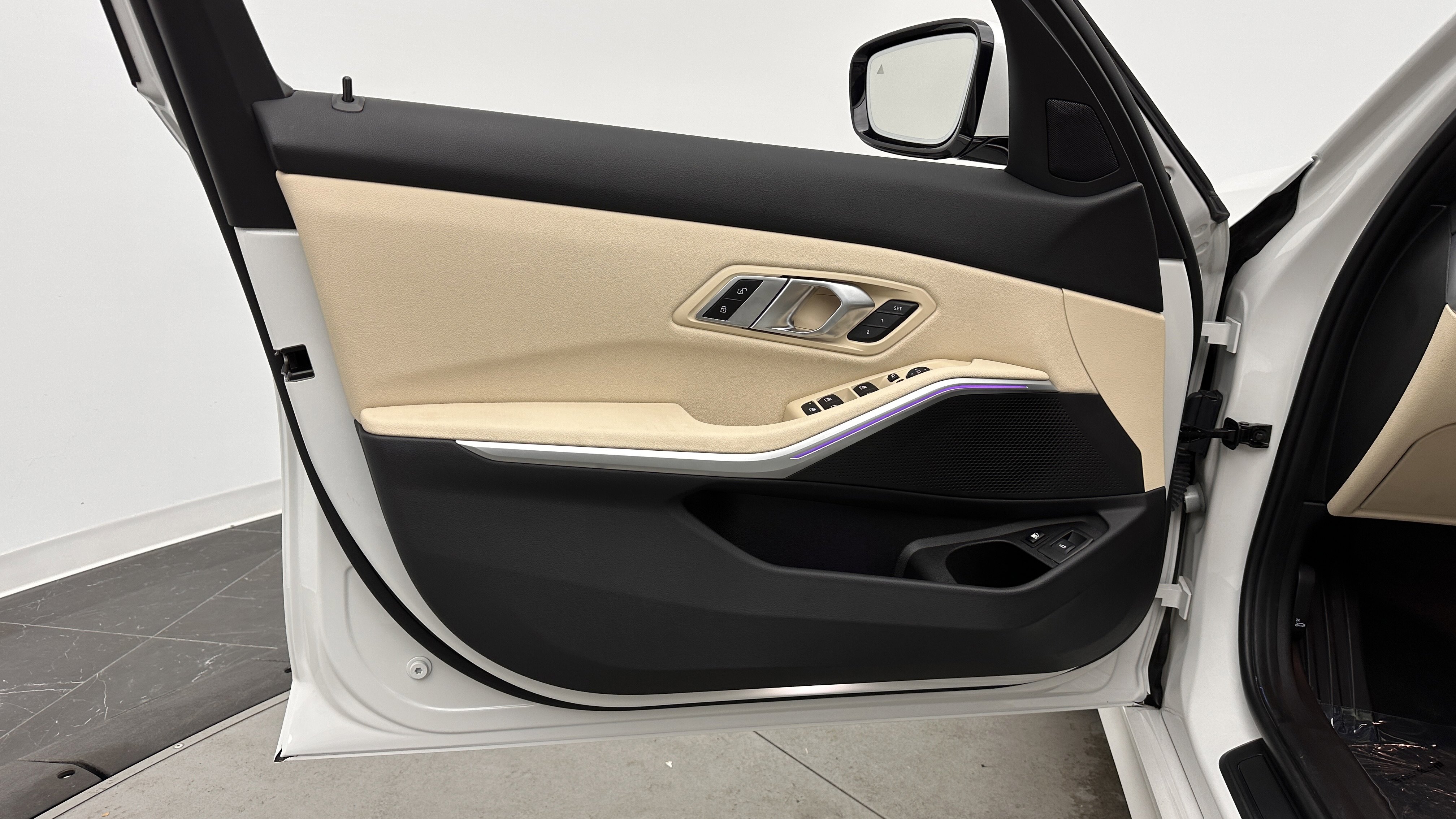 Used 2021 BMW 330e w/ Premium Package image 15