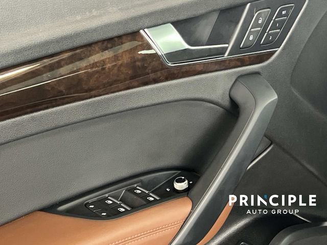 Used 2019 Audi Q5 2.0T Premium Plus w/ Premium Plus Package image 13