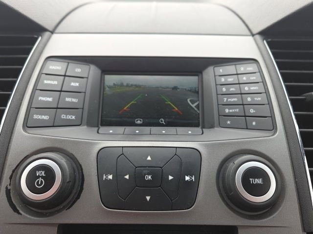 Used 2016 Ford Taurus SEL image 26