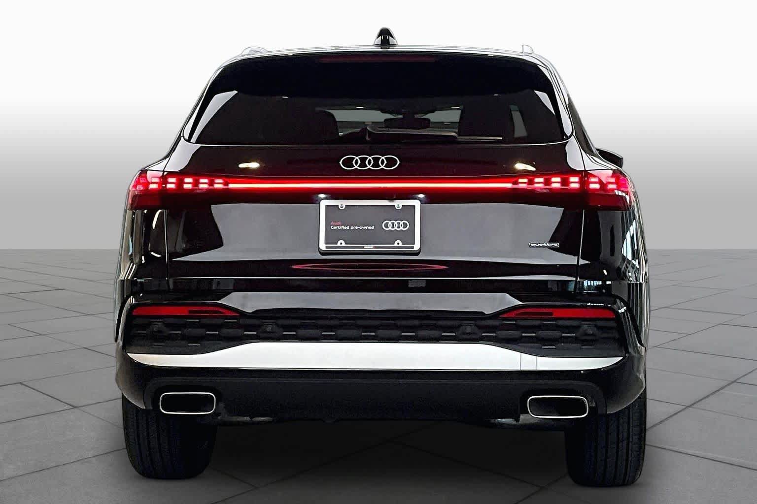 Certified 2025 Audi Q5 Premium AWD/4WD image 5