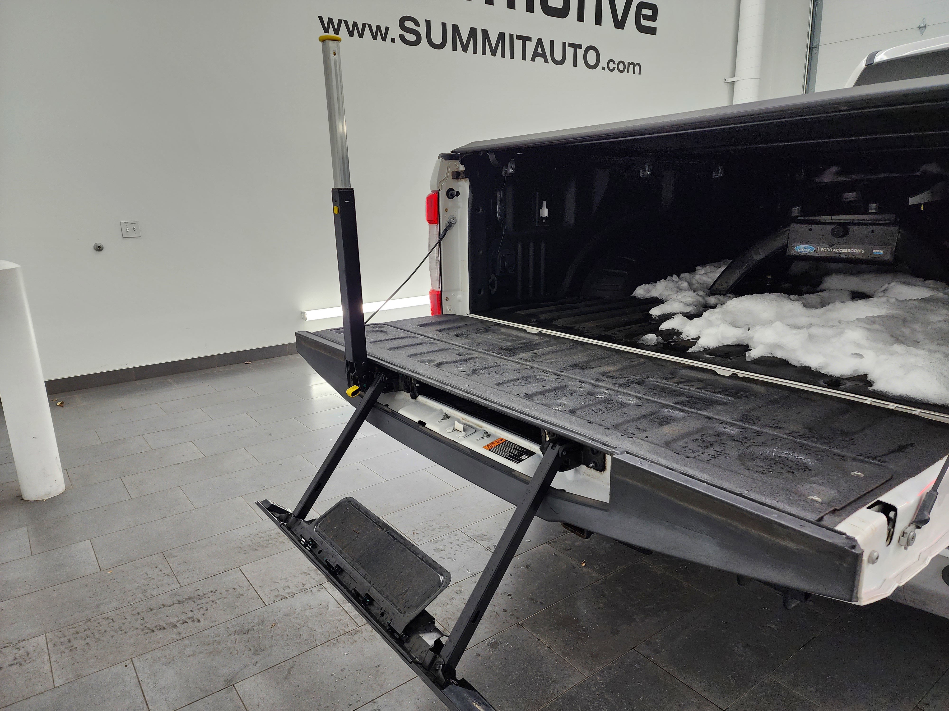 Used 2019 Ford F350 Lariat w/ Lariat Ultimate Package image 34