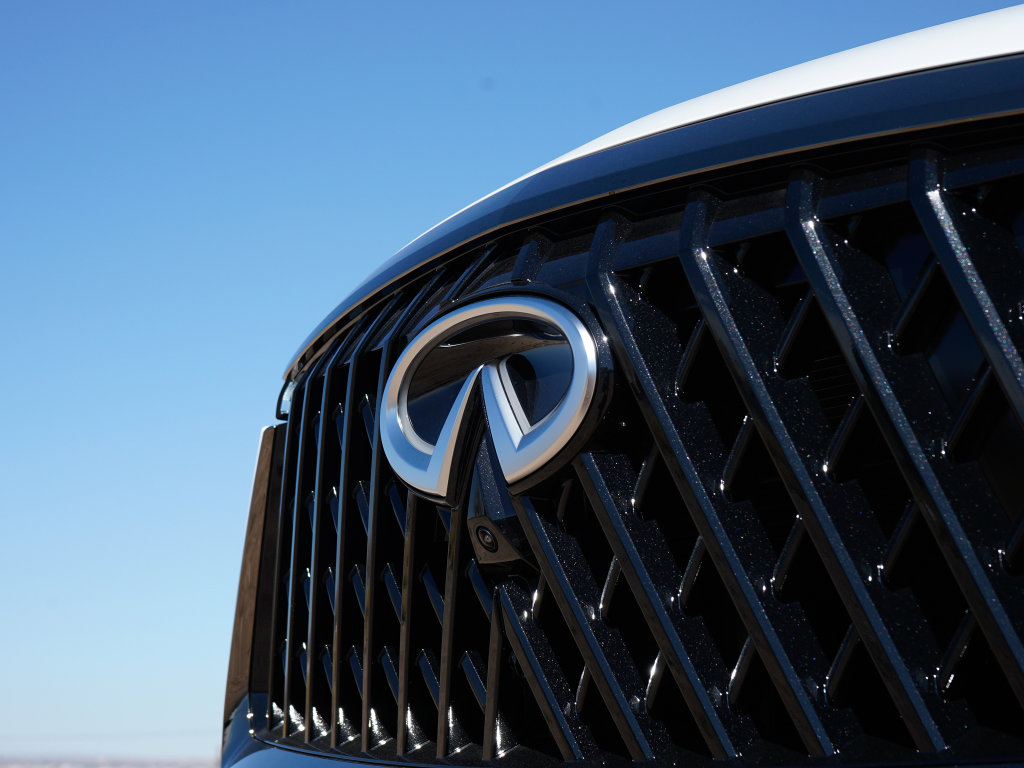 New 2026 INFINITI QX60 Sport w/ Dark Cargo Package image 3