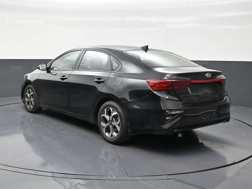 Used 2020 Kia Forte LXS FWD image 3