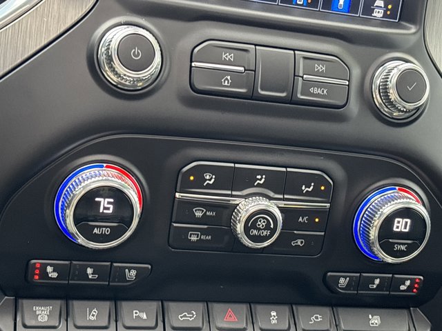 Used 2023 GMC Sierra 3500 Denali image 41