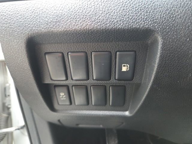 Used 2013 Nissan Murano S image 21