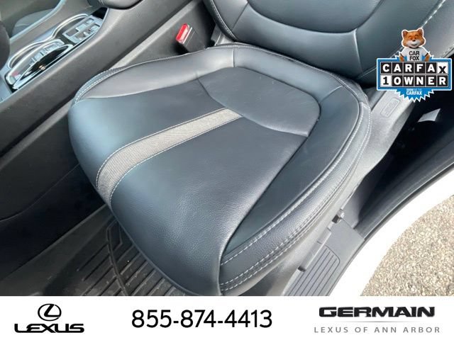 Used 2025 Honda Pilot Touring image 22