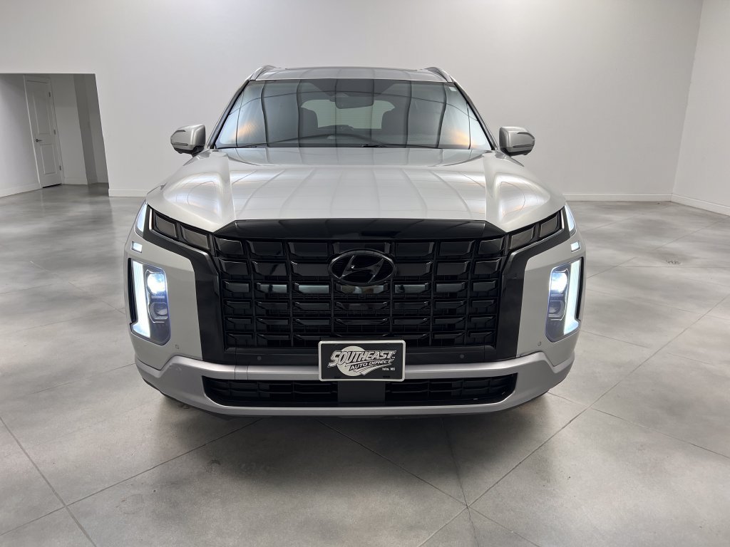 Used 2024 Hyundai Palisade Limited AWD/4WD image 3