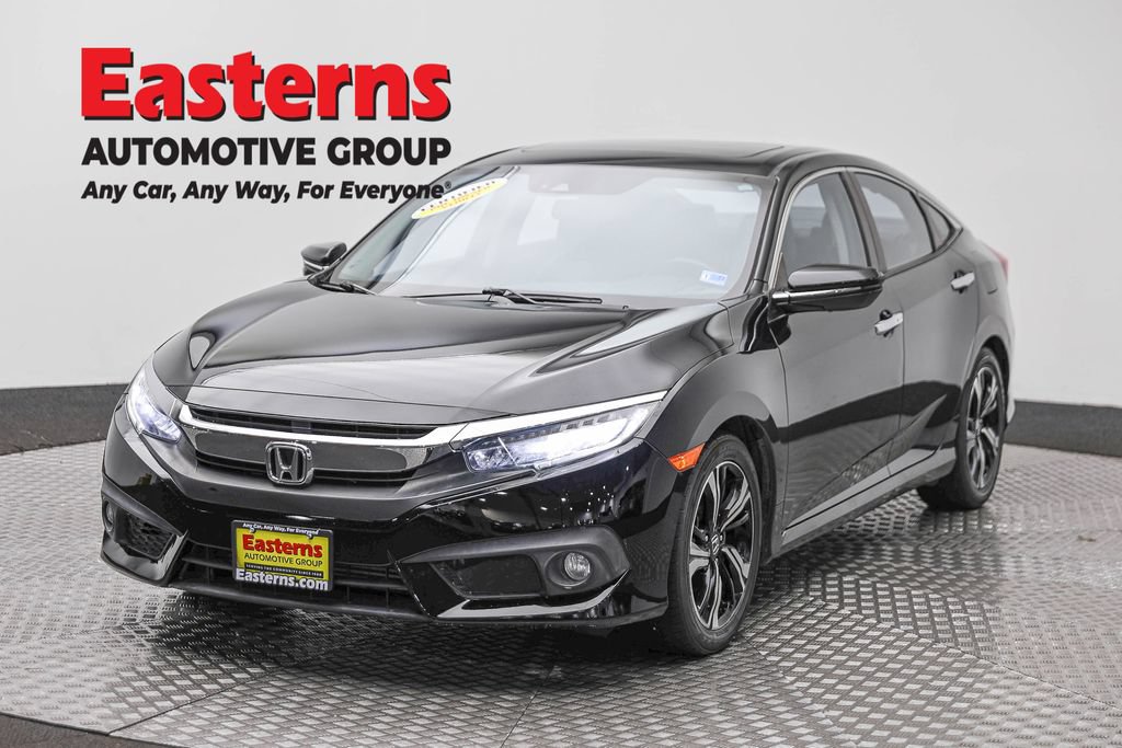 Used 2017 Honda Civic Touring image 1