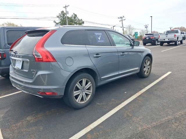 Used 2016 Volvo XC60 T6 w/ Proximity Package AWD/4WD image 6