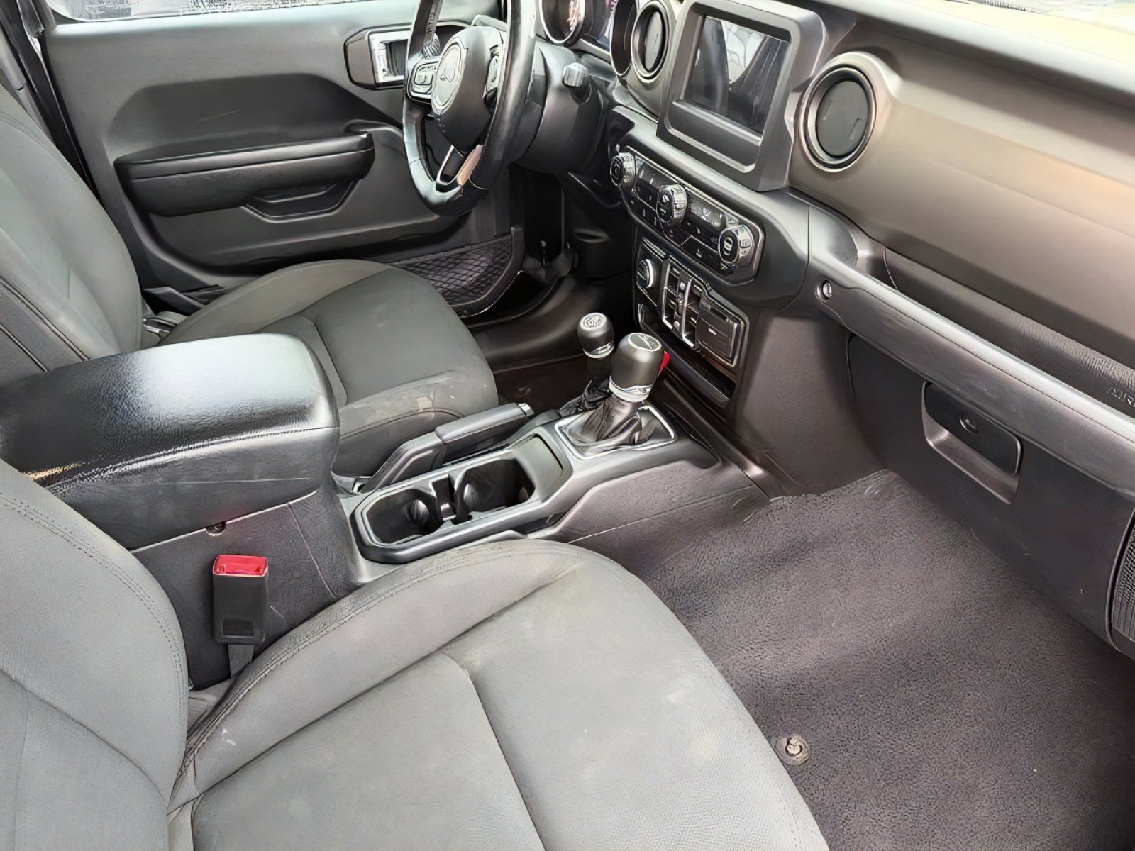 Used 2020 Jeep Gladiator Sport w/ Quick Order Package 24S AWD/4WD image 9