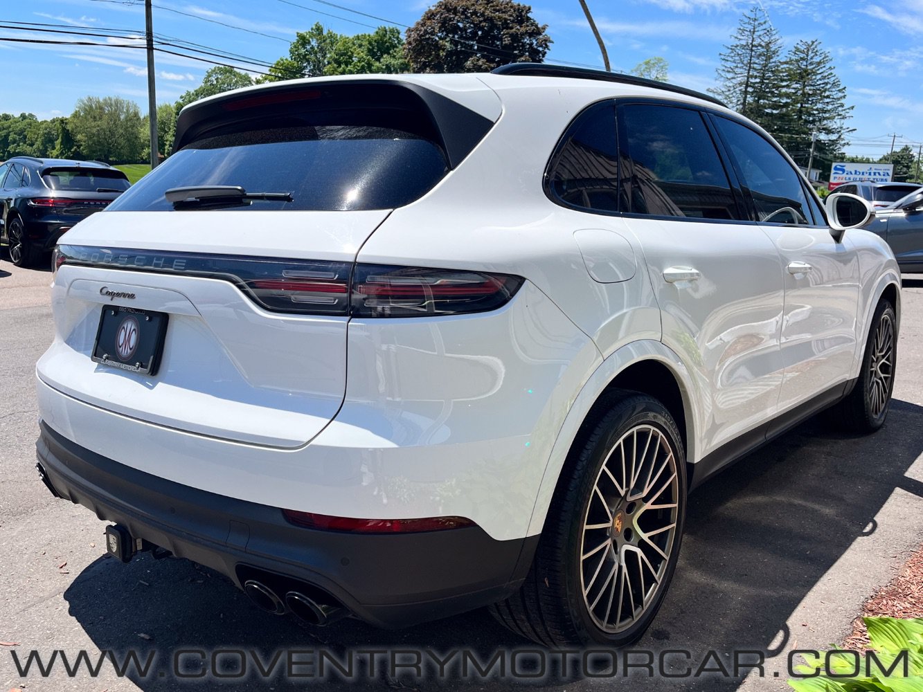 Used 2023 Porsche Cayenne Platinum Edition AWD/4WD image 5