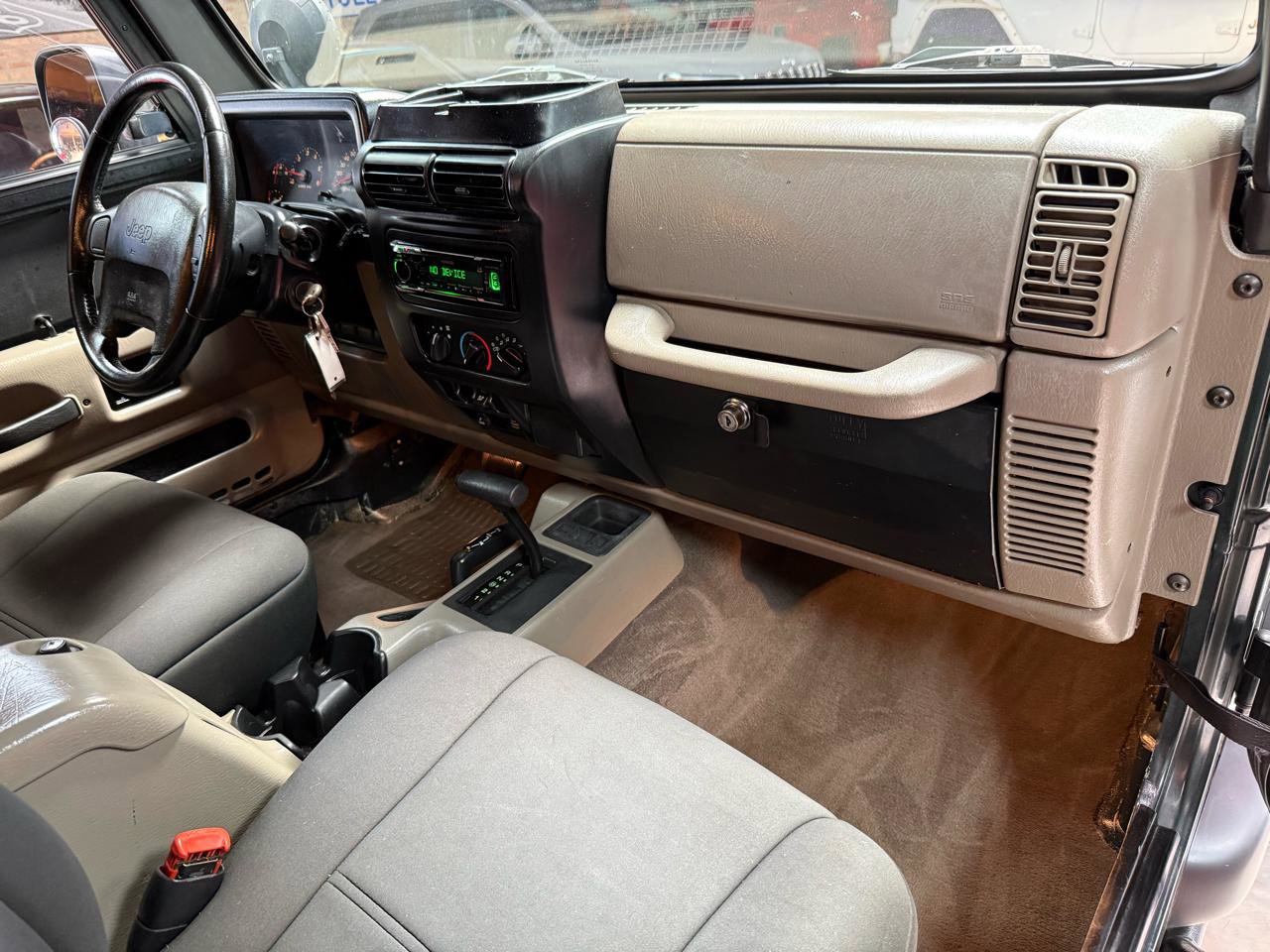 Used 2003 Jeep Wrangler Sahara AWD/4WD image 11