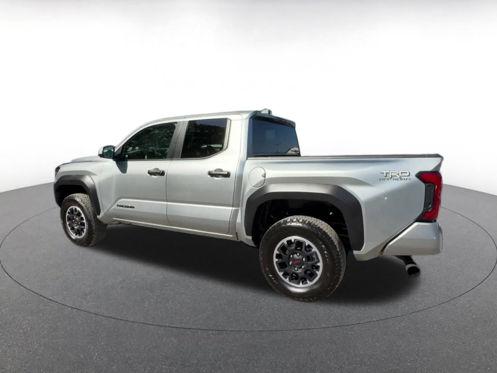 Used 2025 Toyota Tacoma TRD Off-Road image 10
