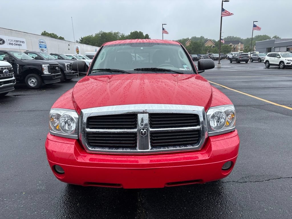 Used 2007 Dodge Dakota SLT w/ Trailer Tow Group AWD/4WD image 2