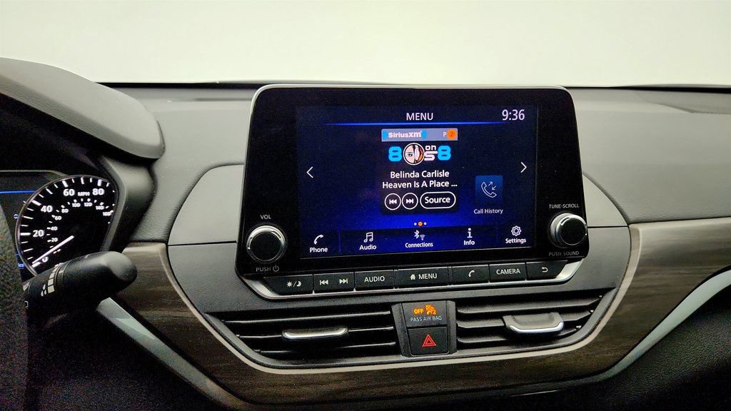 Used 2024 Nissan Altima 2.5 SV AWD/4WD image 17