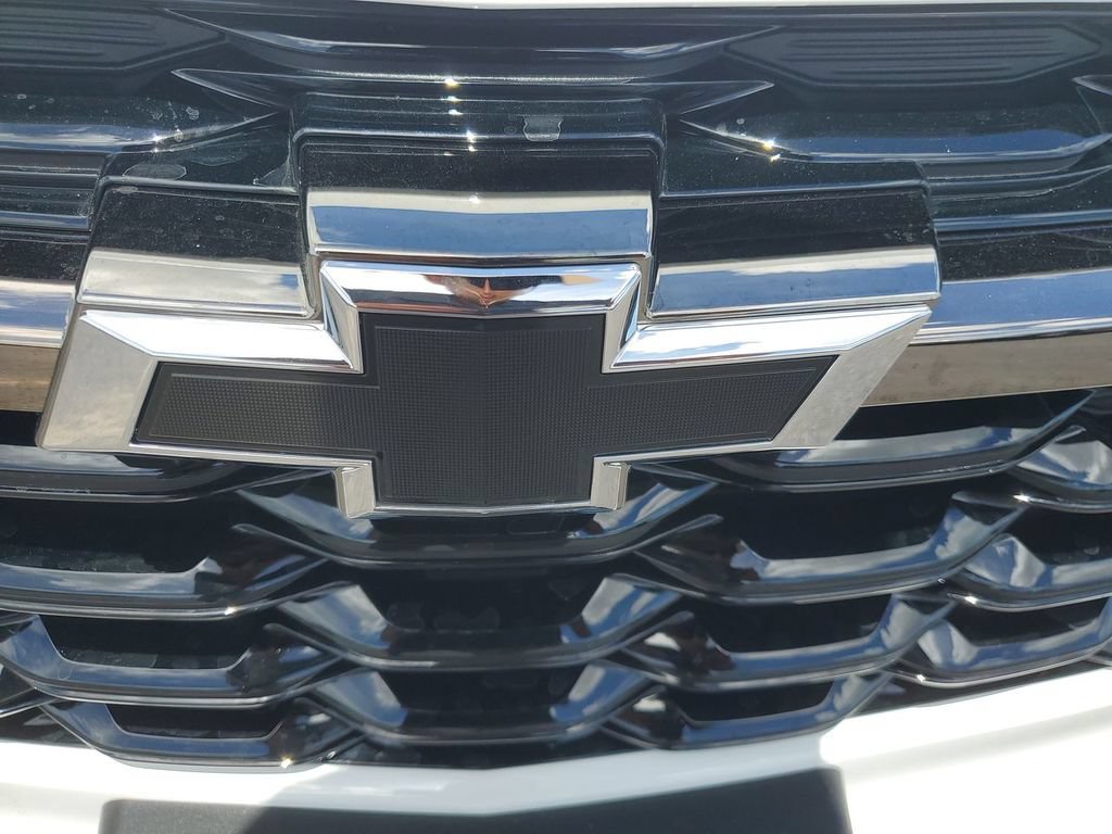 New 2026 Chevrolet Trax RS w/ Sunroof Package FWD image 31