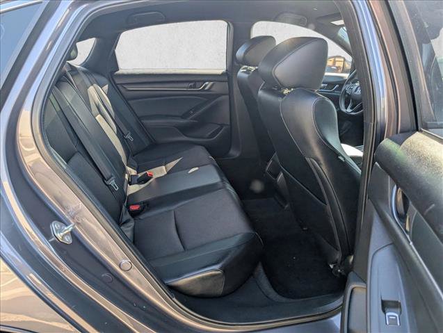 Used 2018 Honda Accord Sport image 17
