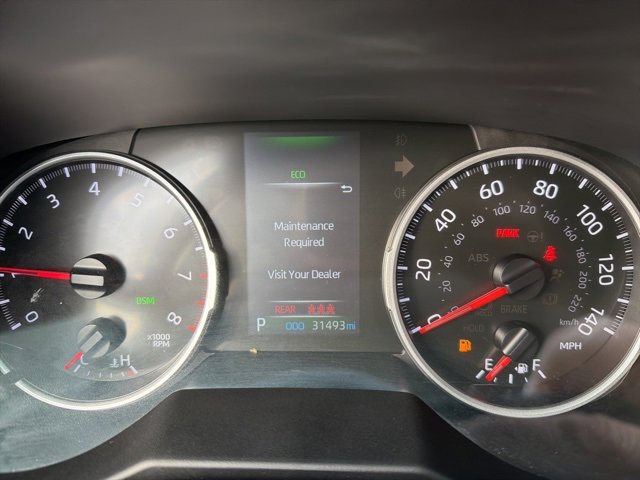 Used 2022 Toyota RAV4 XLE image 28