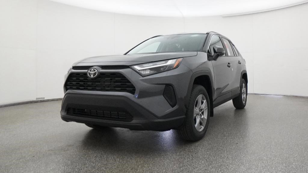 New 2025 Toyota RAV4 XLE image 4