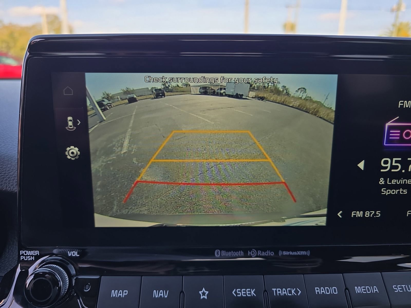 Used 2023 Kia Seltos S w/ Navigation Package image 18