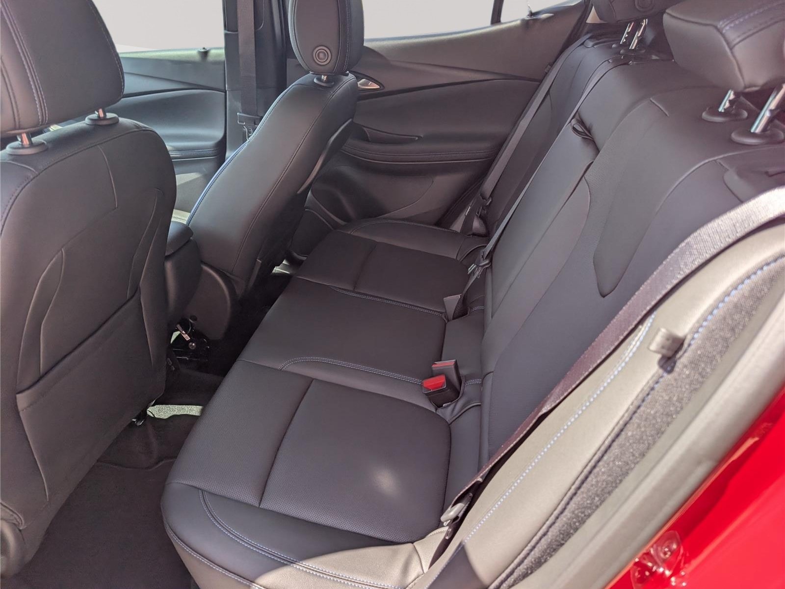 New 2026 Buick Encore GX Sport Touring w/ Advanced Technology Package AWD/4WD image 9