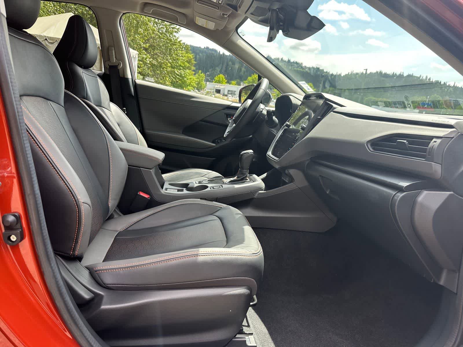 Certified 2025 Subaru Crosstrek 2.5i Limited w/ Crosstrek Mirror Package AWD/4WD image 14