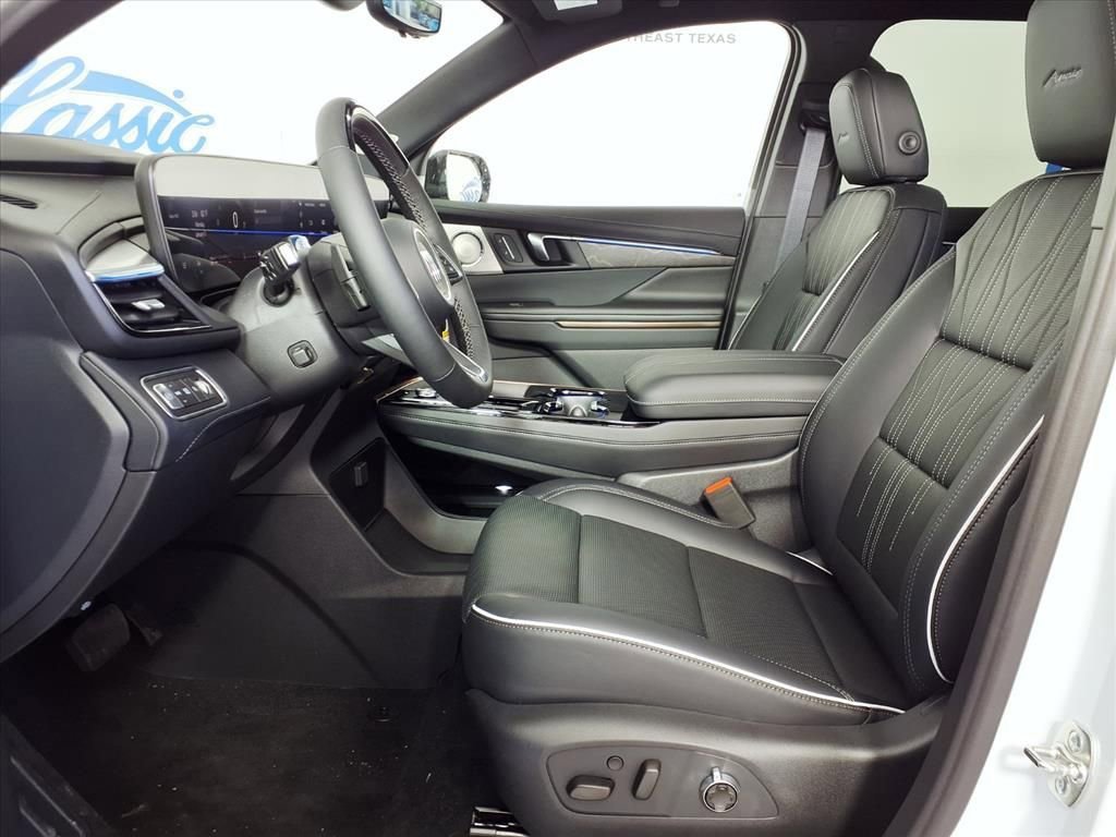 New 2026 Buick Enclave Avenir w/ Super Cruise Package image 7
