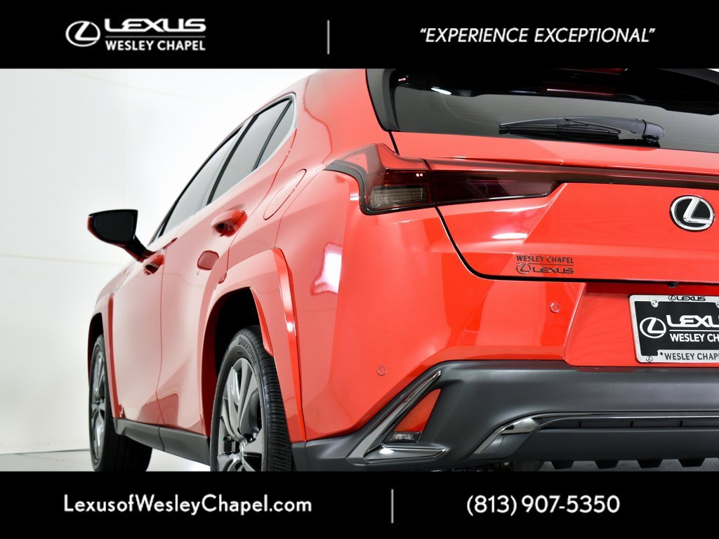 Used 2023 Lexus UX 250h F Sport image 9