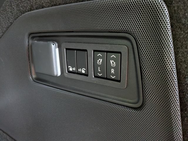 New 2026 Cadillac Escalade Luxury w/ LPO, Floor Liner Package AWD/4WD image 13