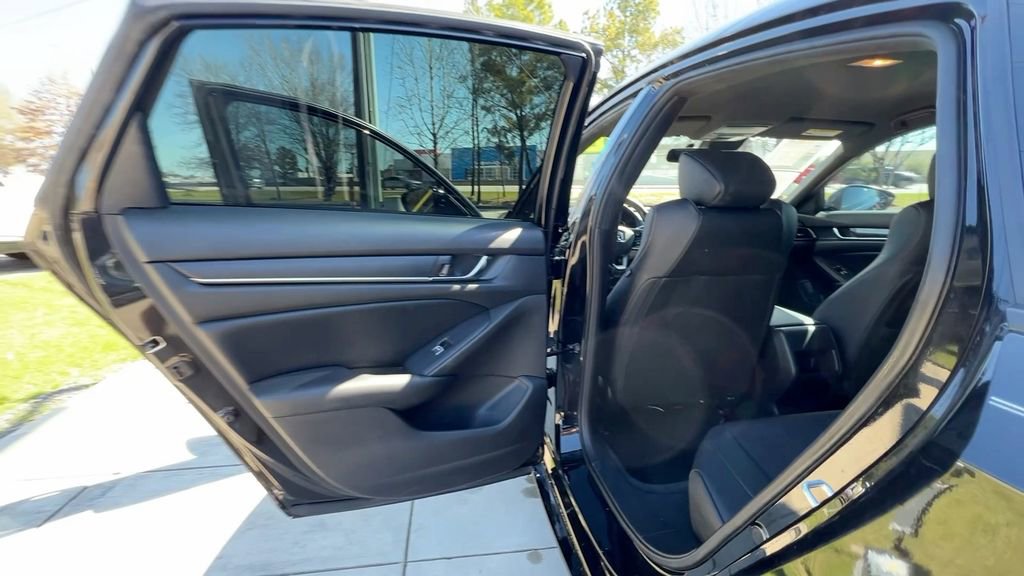 Used 2022 Honda Accord Sport image 38