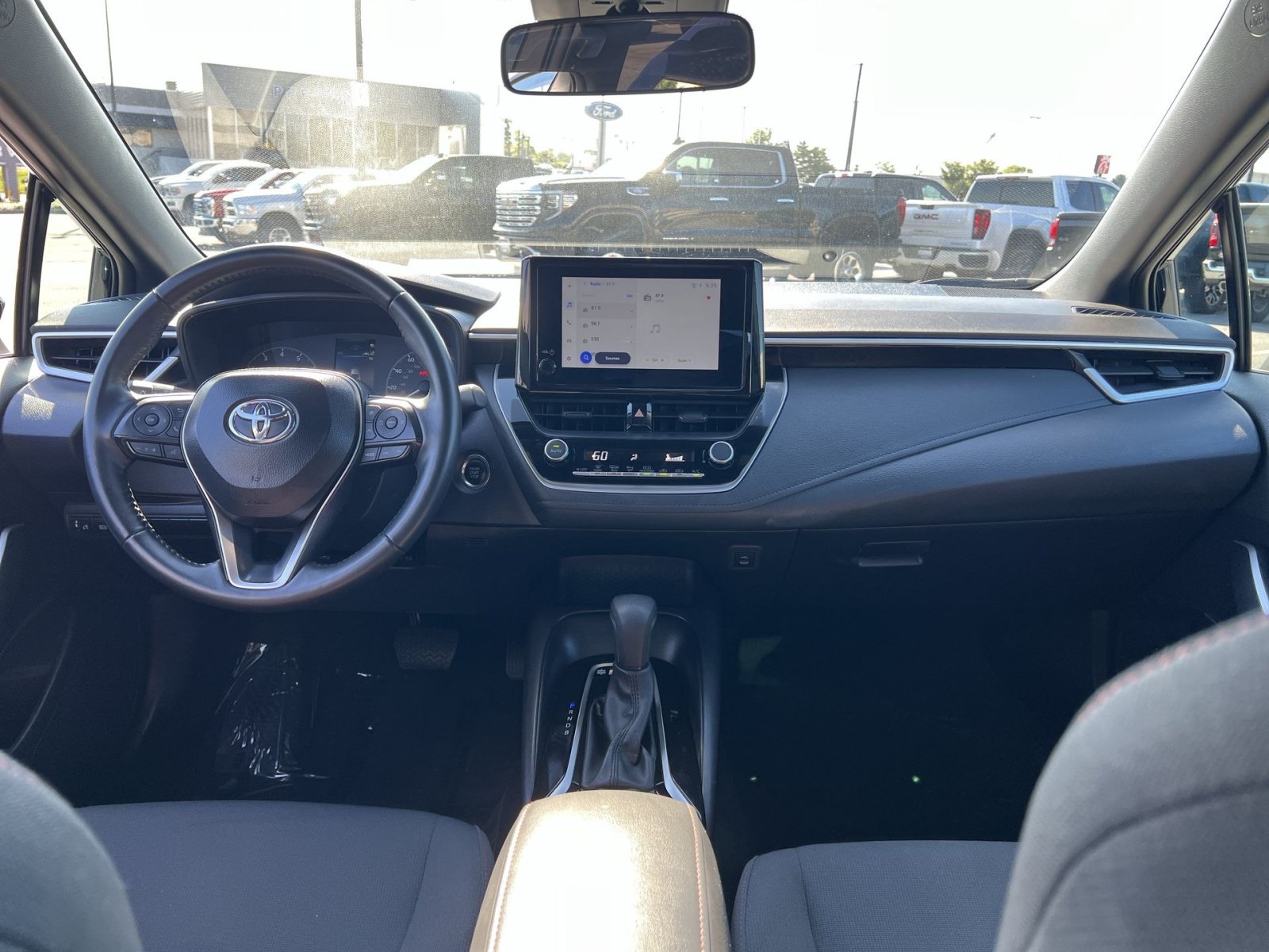 Used 2025 Toyota Corolla SE FWD image 22