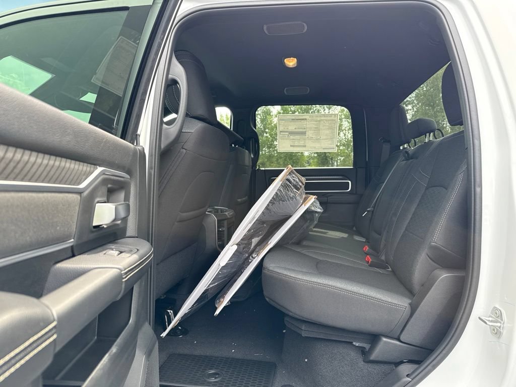New 2026 RAM 2500 Big Horn AWD/4WD image 20
