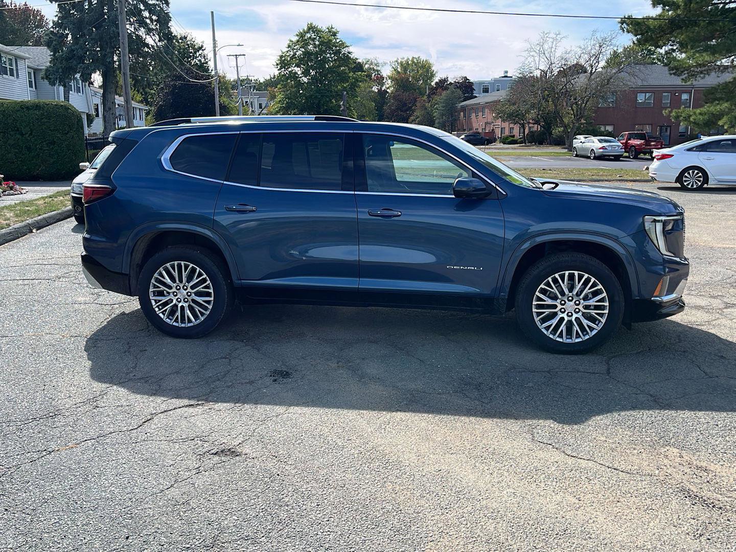 New 2026 GMC Acadia Denali w/ Super Cruise Package image 5