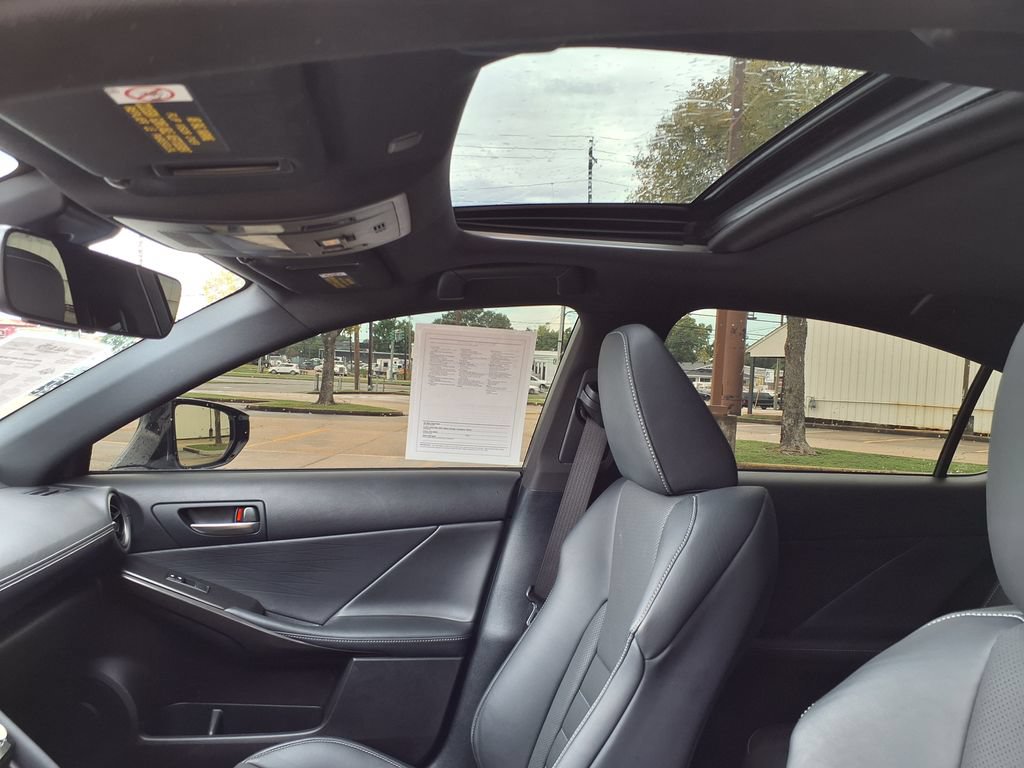 Used 2021 Lexus IS 350 F Sport w/ Dynamic Handling Package RWD image 35