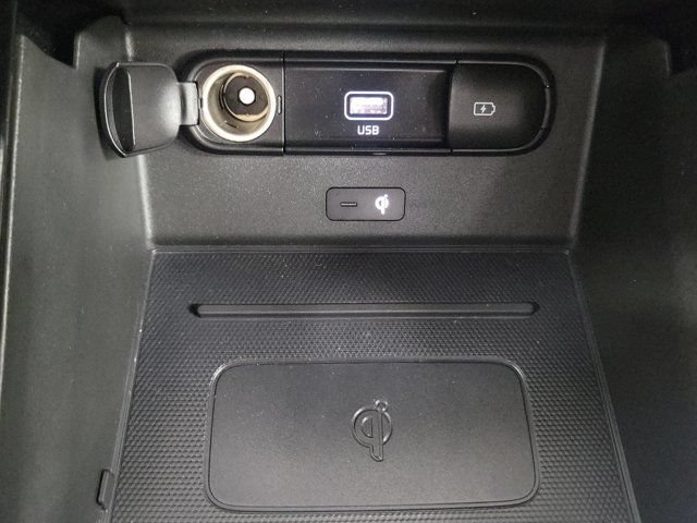 Certified 2022 Kia Telluride S FWD image 27