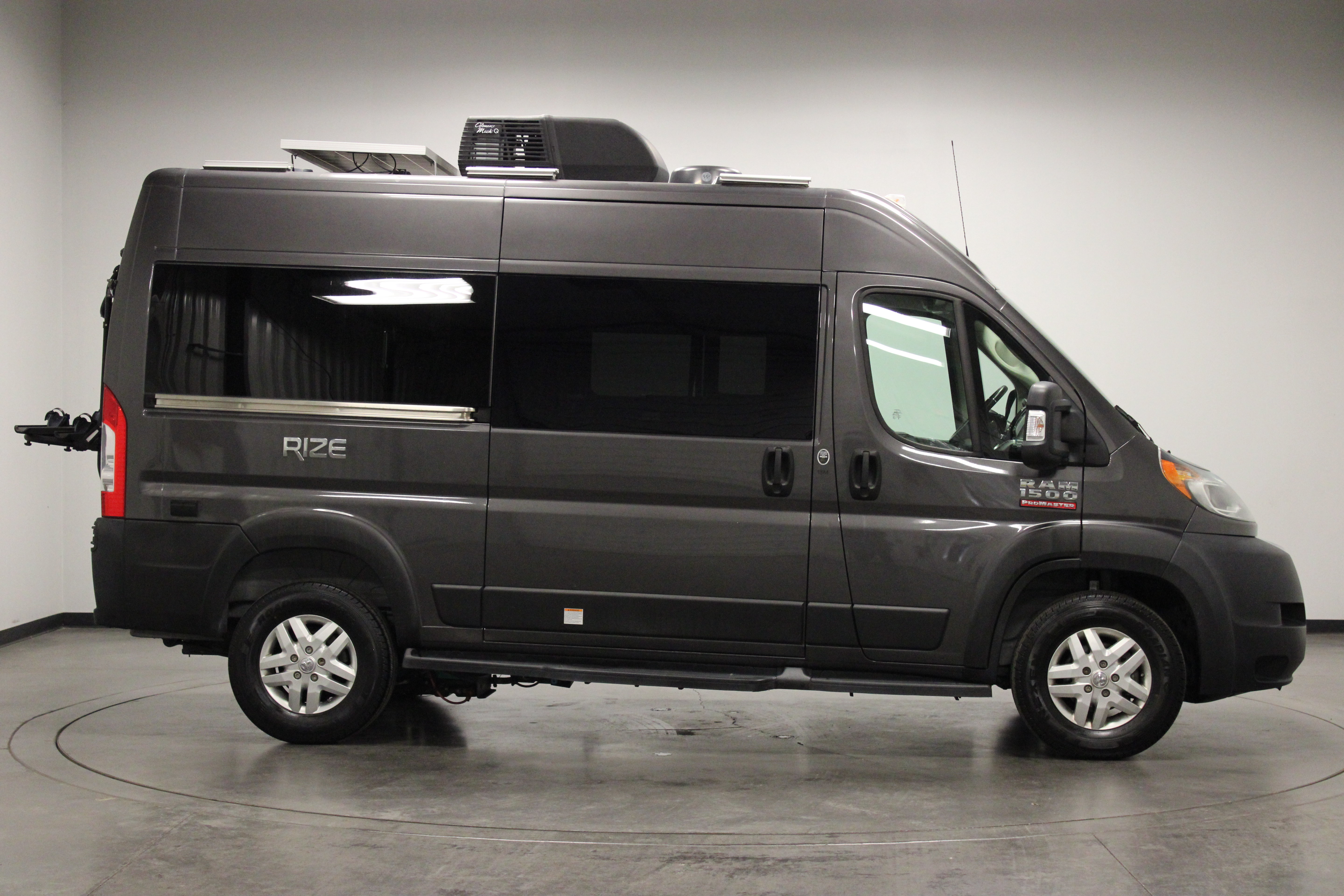 Used 2021 RAM ProMaster 1500 w/ Convenience Group FWD image 9