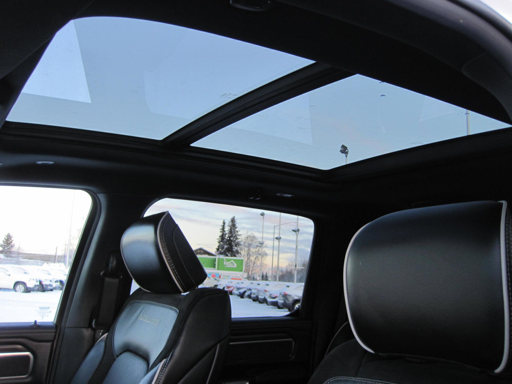 Used 2025 RAM 1500 Laramie w/ Night Edition image 11