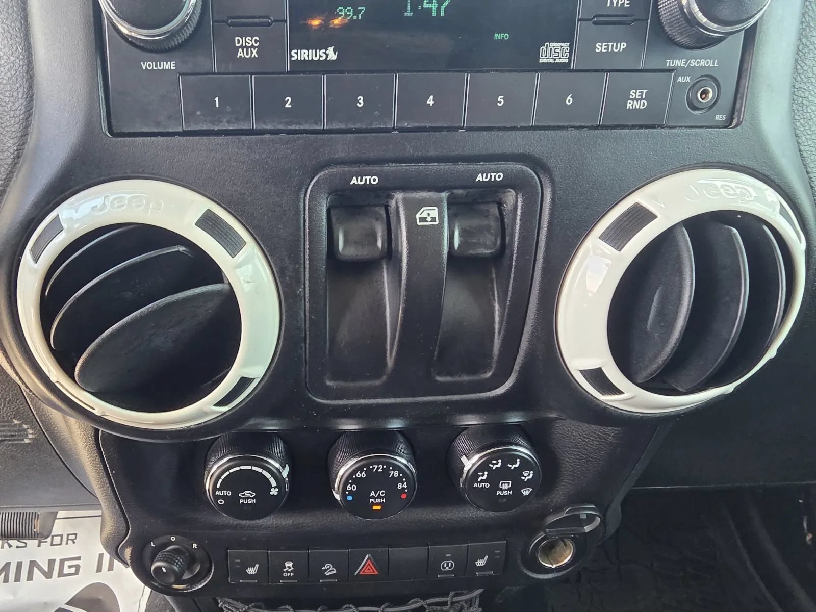 Used 2015 Jeep Wrangler Sahara AWD/4WD image 18