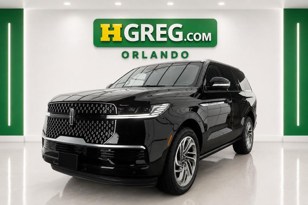 Used 2025 Lincoln Navigator Reserve AWD/4WD image 4