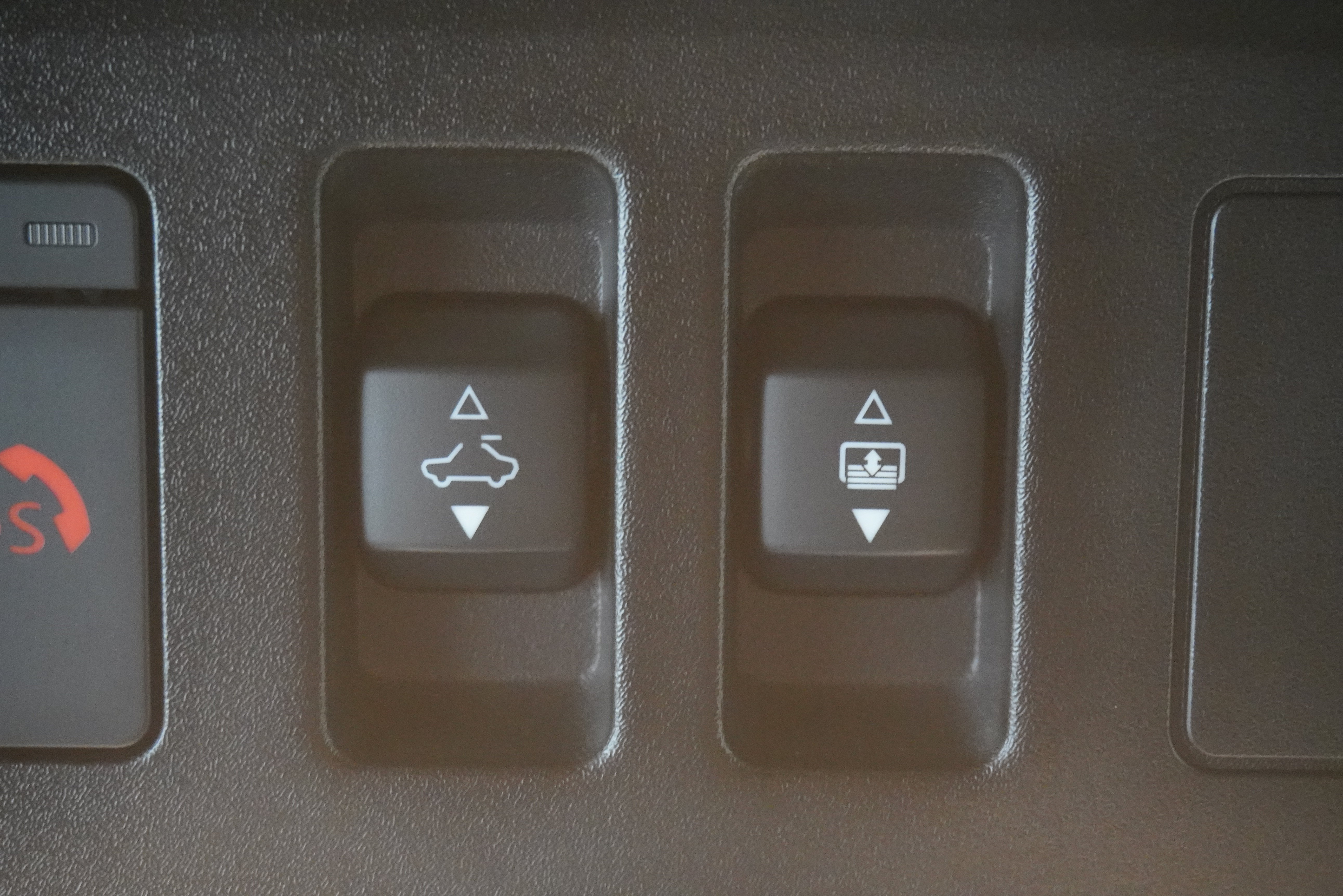 Used 2023 Nissan Pathfinder Platinum w/ Lighting Package (N93) FWD image 31