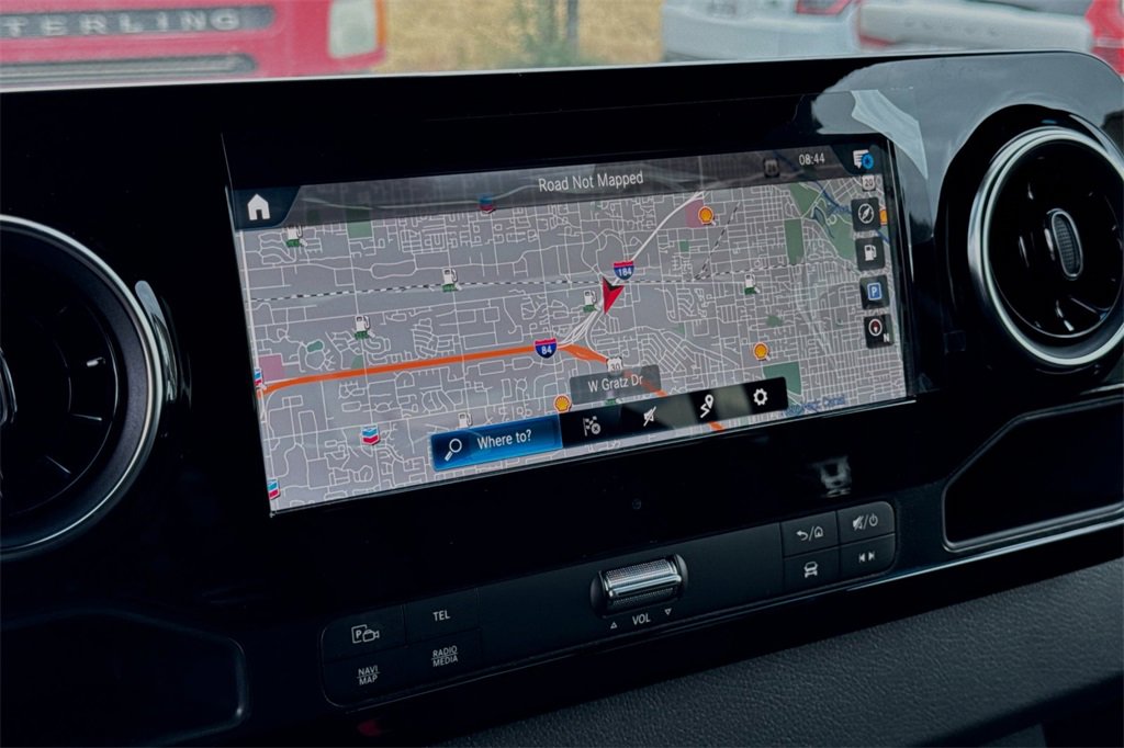 Used 2024 Mercedes-Benz Sprinter 2500 image 18