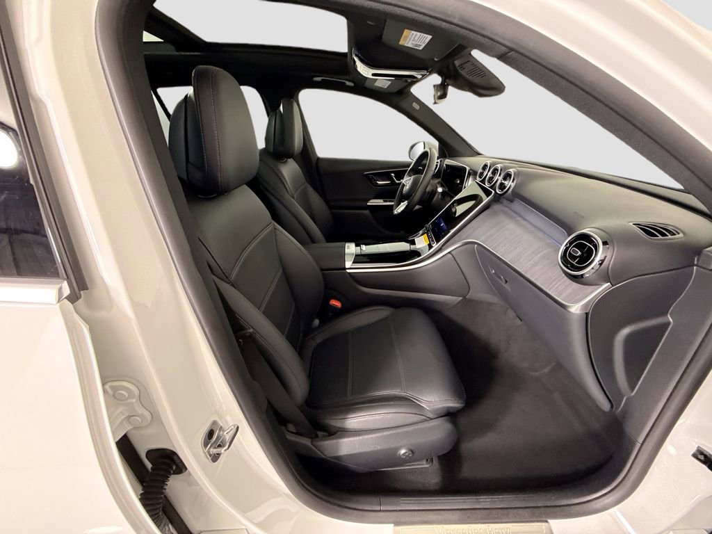 Certified 2026 Mercedes-Benz GLC 300 image 20