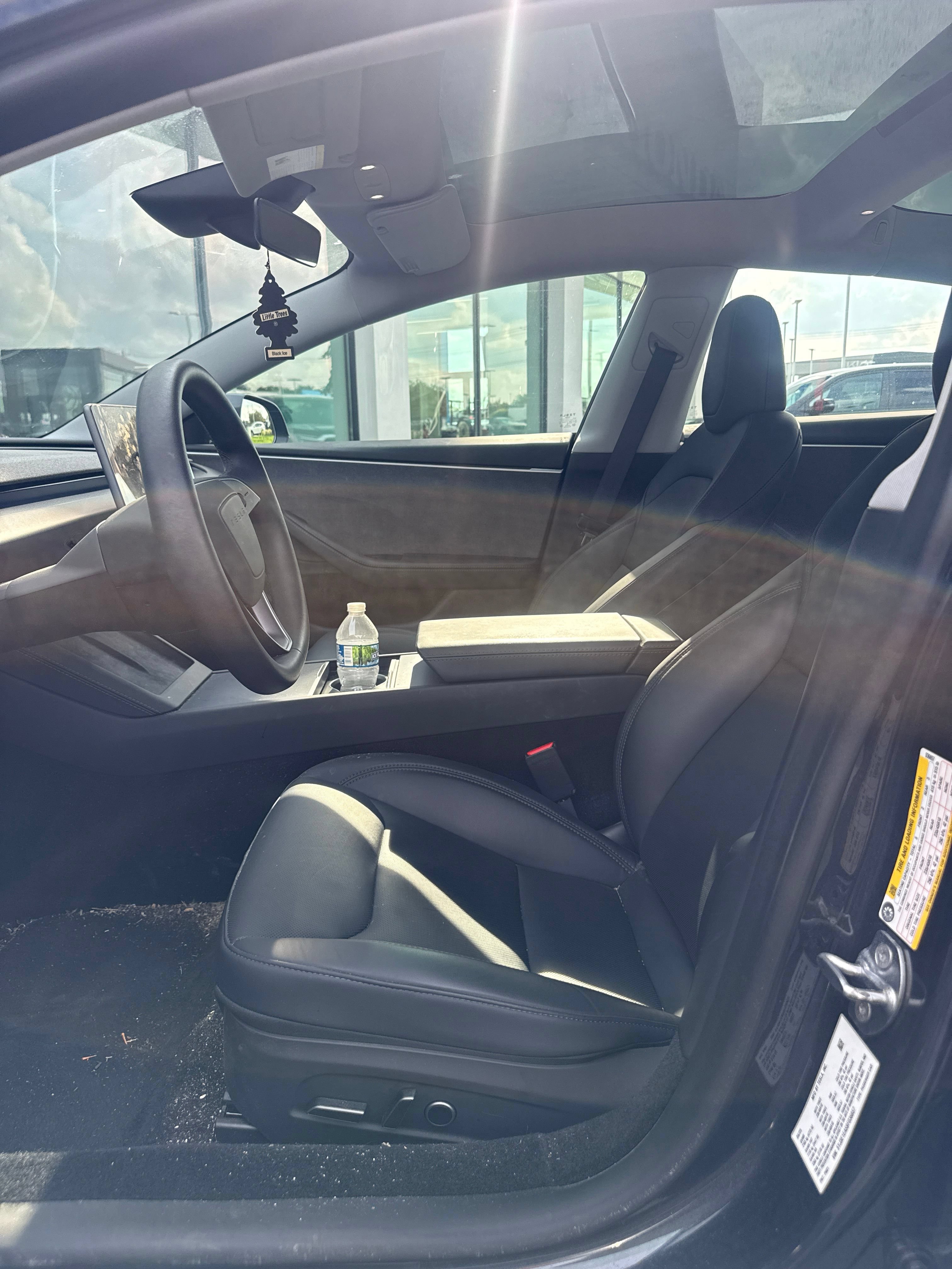 Used 2025 Tesla Model 3 Long Range RWD image 9