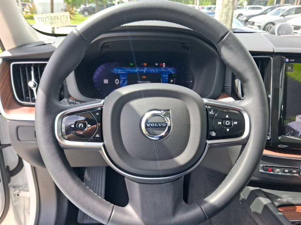 Certified 2024 Volvo XC60 T8 Ultimate AWD/4WD image 17